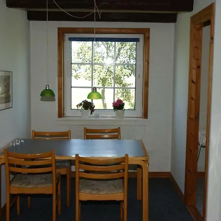 Lille Hesseloje Appartement *